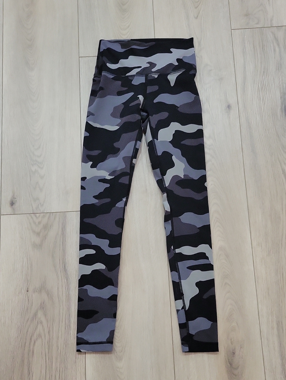 PINK Victoria's Secret Women's High-Waist Camo Leggings - Black & Gray
